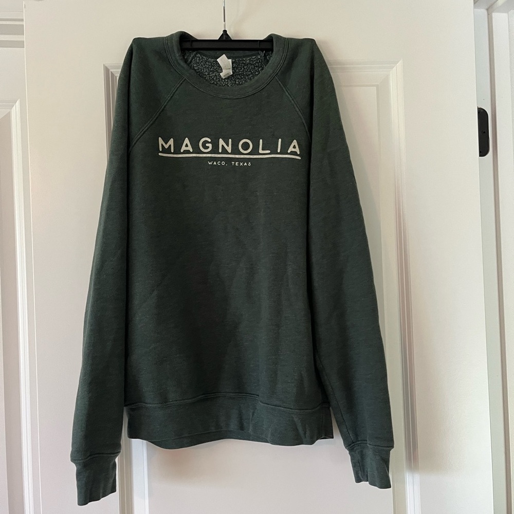 Magnolia Forest Green Crewneck
